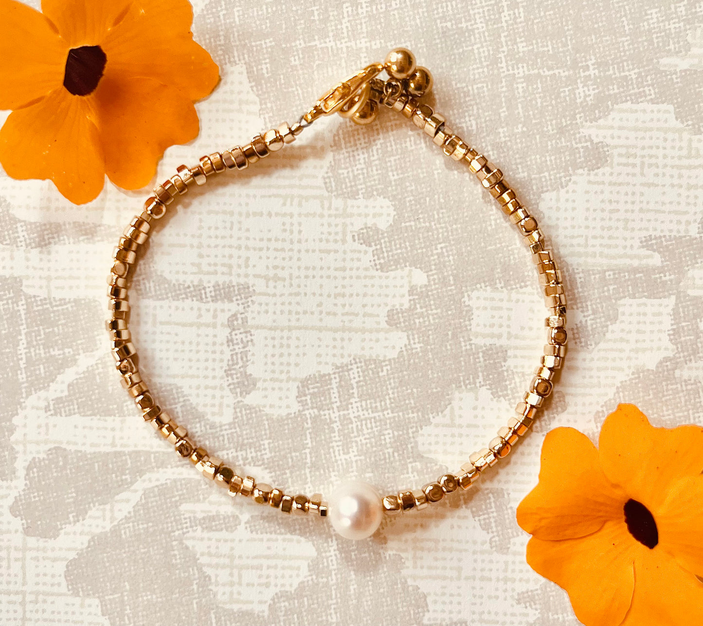 Golden Glow Pearl Bracelet